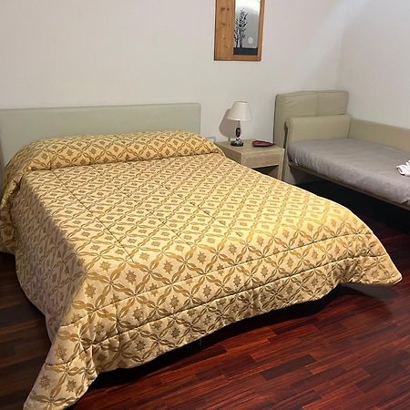 Gioviale Rooms Portici Zewnętrze zdjęcie