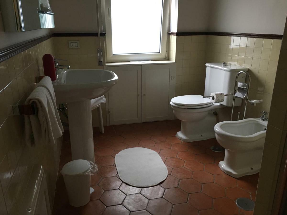 Gioviale Rooms Portici Zewnętrze zdjęcie